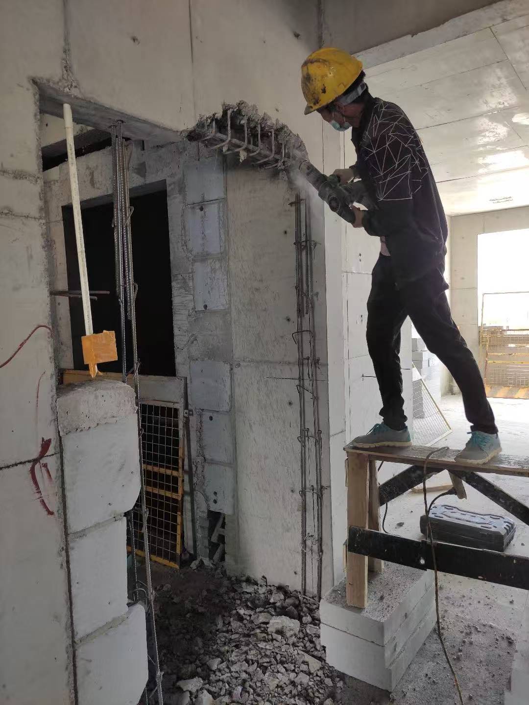 大庆旧房改造房屋如何加固